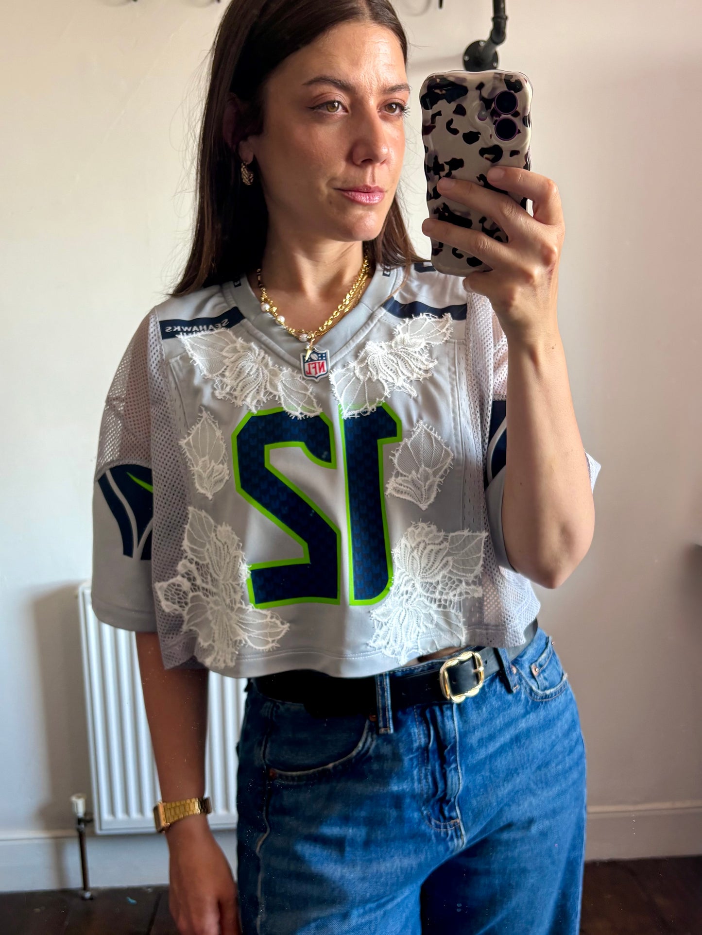 Vintage Y2K Nike NFL Seattle Seahawks cream lace cropped jersey tshirt