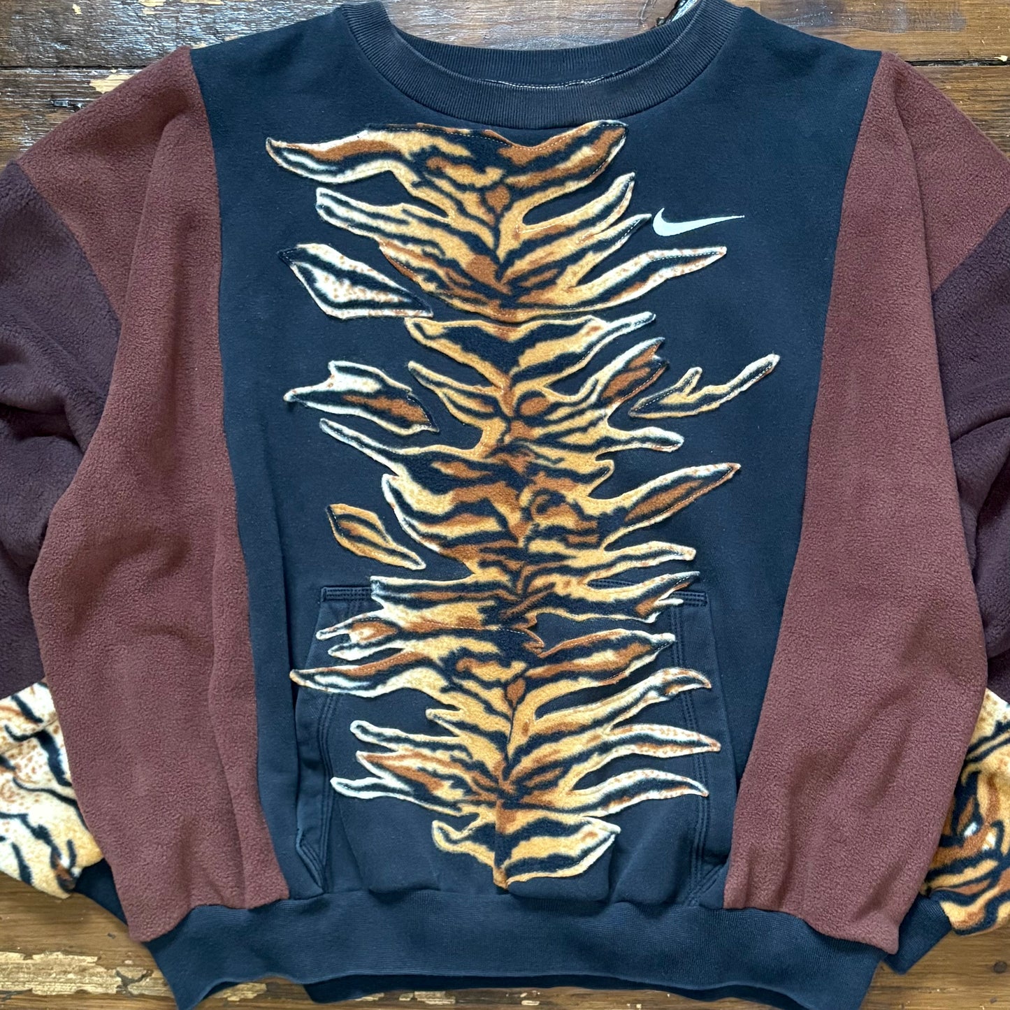 Nike tiger stripe fleece sweatshirt