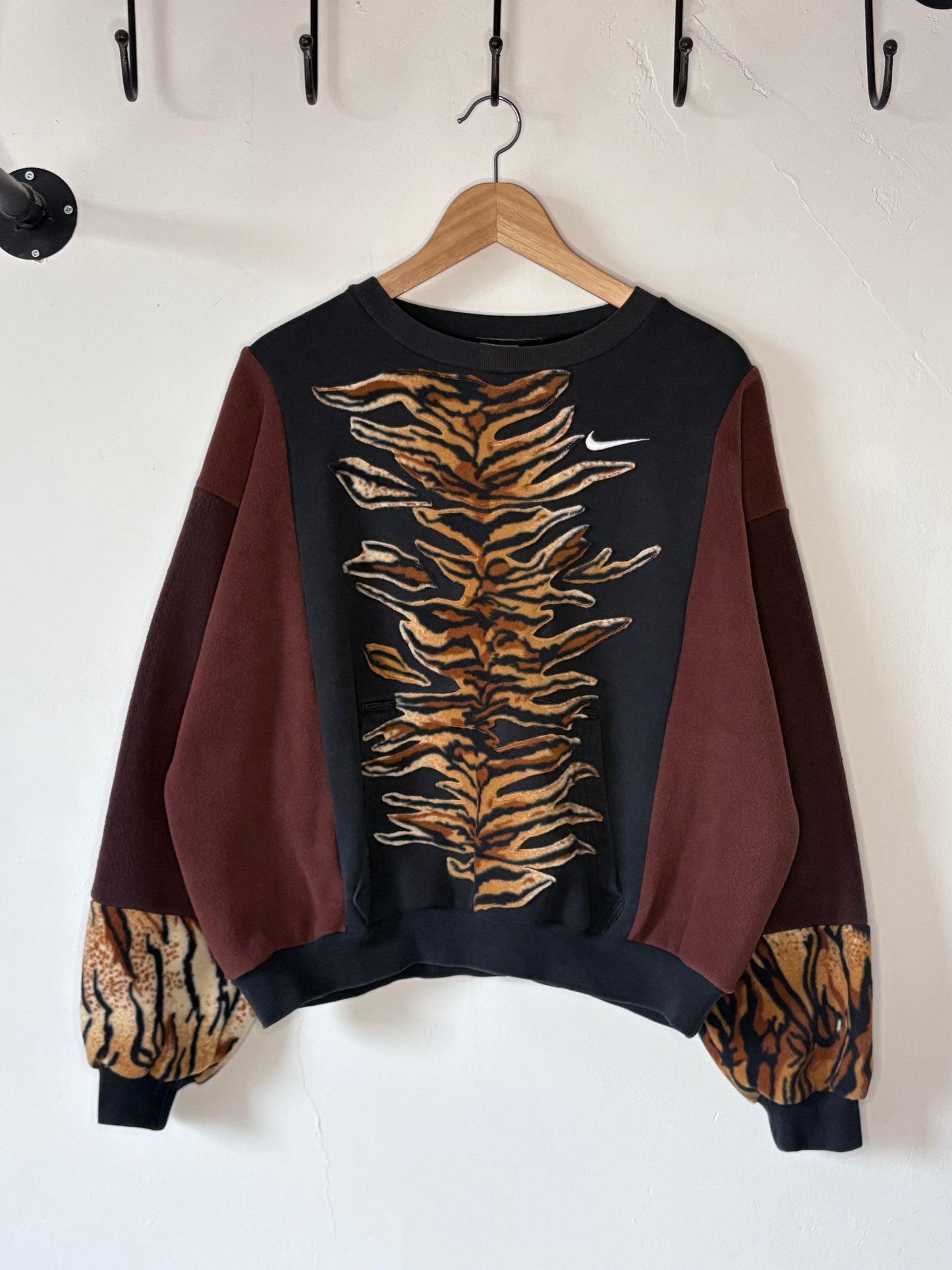 Nike tiger stripe fleece sweatshirt