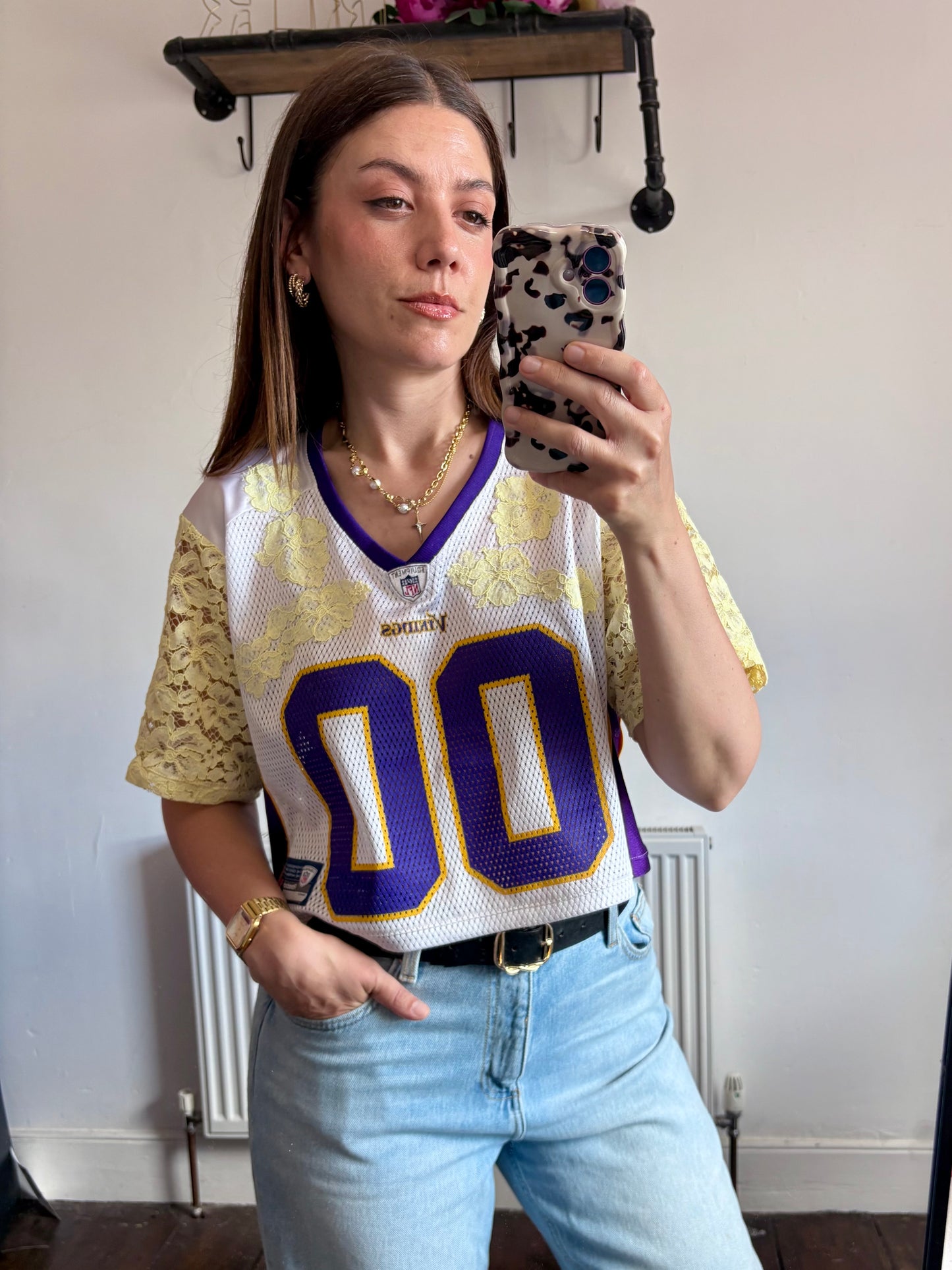 Vintage Y2K NFL Minnesota Vikings butter yellow lace sleeve cropped jersey tshirt